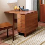 طاولة متعددة الوظائف