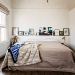 رفوف غير عادية في غرفة النوم