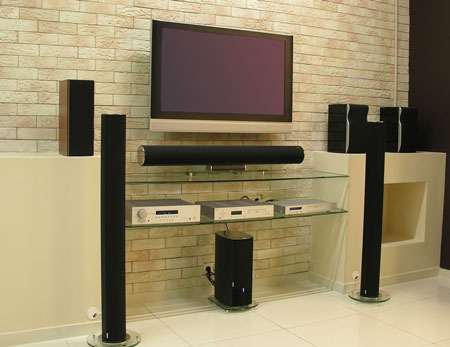 شنق التلفزيون على قوس