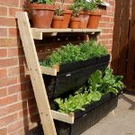 مثل خزانة الكتب ذات التصميم البسيط يمكن القيام بها في بضع ساعات