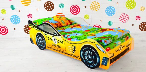 سرير طفل مشرق