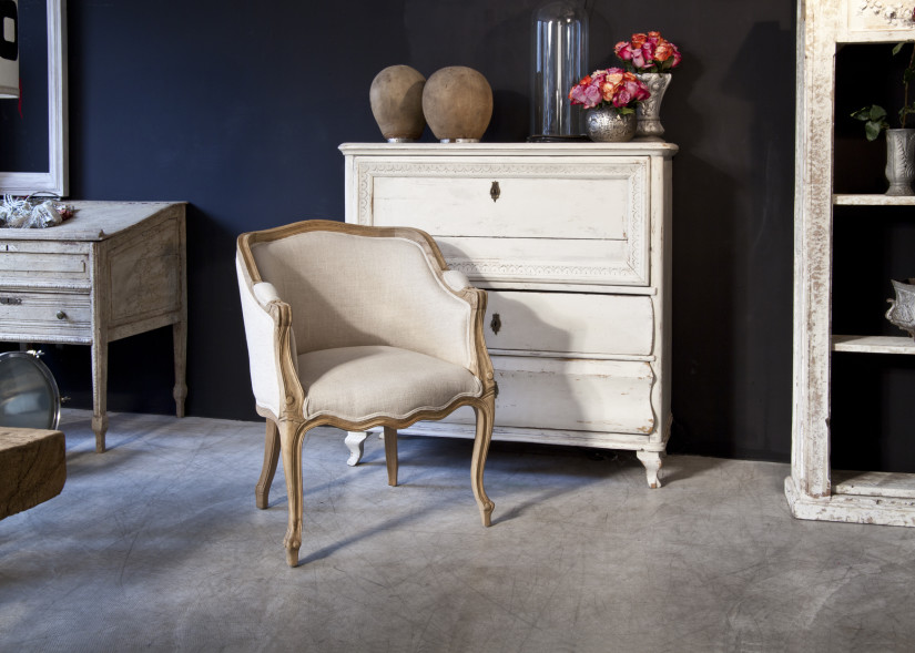 الأثاث المسنين