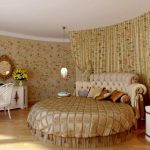 السرير المستدير مناسب إذا كنت تنام لوحدك أو تعانق زوجتك