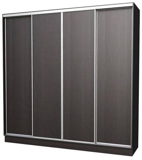 من الخصائص المميزة لحجرة خزانة الملابس عن خزانة الملابس المعتادة نظامها المنزلق.