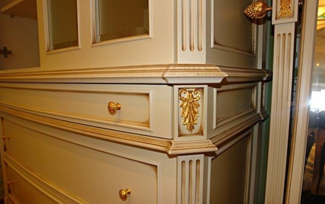 الزنجار الذهبي