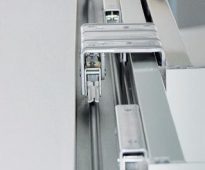 شما علقت الباب كوبيه