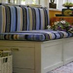 خزانة أريكة تفعل ذلك بنفسك