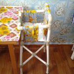 كرسي مرتفع للتغذية