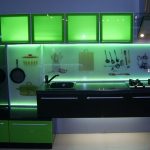 نسخة مثيرة للاهتمام من إضاءة LED للمطبخ تفعل ذلك بنفسك