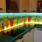 جميلة مآزر العمل مع الخلفية