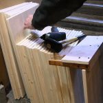 تحديد خزائن على الحائط في المطبخ