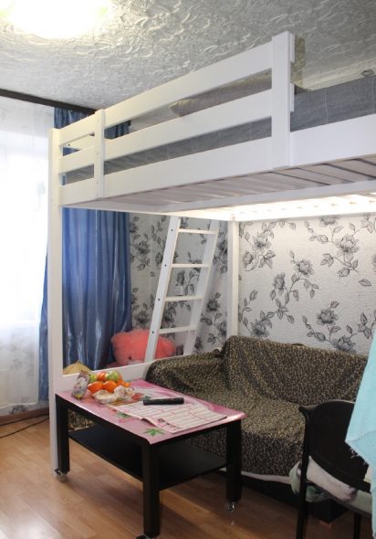 Sturo سرير علوي في الداخل