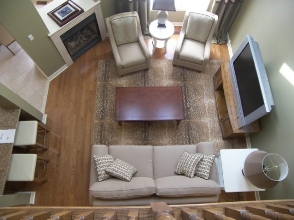 غرفة معيشة صغيرة