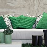 غني بالأعشاب الخضراء في الداخل البيج