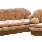 شراء الأثاث بأيديهم