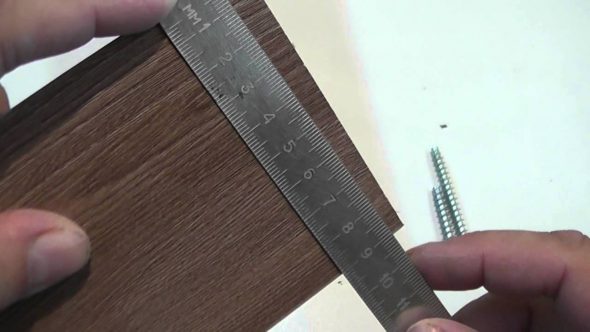 بمناسبة للبراغي