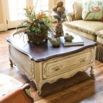 طاولة القهوة