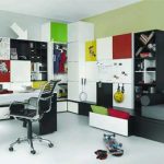 غرفة أنيقة للمراهق