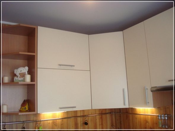 خزانة حائط زاوية للمطبخ