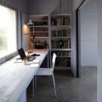 نافذة عتبة في المكتب