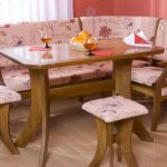 غطاء للبراز والكراسي