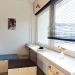 نافذة الجدول عتبة في الغرفة