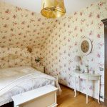 منضدة الزينة في غرفة النوم