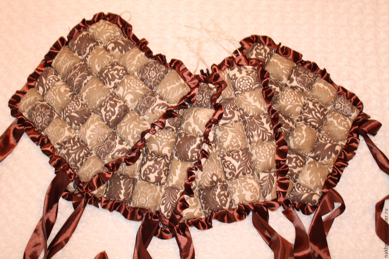 أغطية الكرسي والبراز