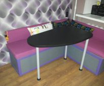 مواد التنجيد والوسائد