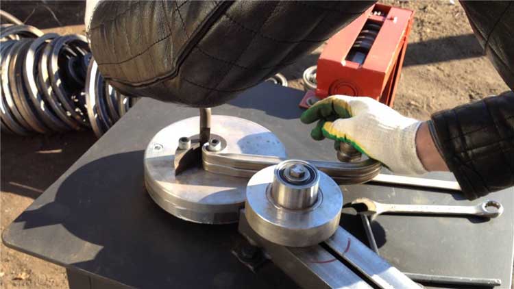 أنبوب الانحناء الشخصي