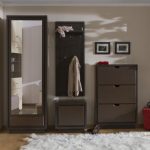 مجموعة أثاث لممر ضيق