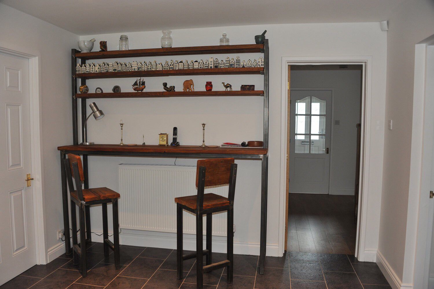 أثاث من الأنابيب الشخصي