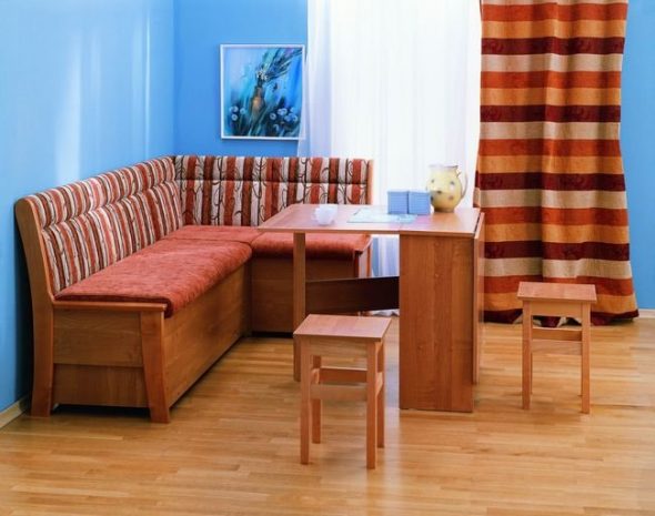 ركن دراسة جميل للمطبخ