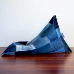 كرسي بذراعين من الجينز القديم تفعل ذلك بنفسك