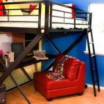 سرير للمراهق مع منطقة عمل