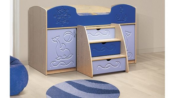 سرير العلية أوميغا مع طاولة منزلقة