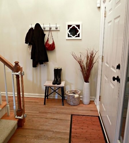 قاعة صغيرة في اسلوب بساطتها