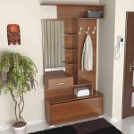 الأثاث في الردهة ، والعرف