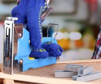 دباسة ميكانيكية