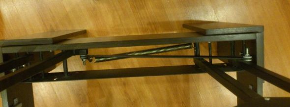 آلية إحضار المائدة في وضع الطعام