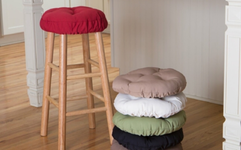 الرؤوس على البراز