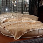 أريكة غير عادية - تسليط الضوء على الداخلية الخاصة بك