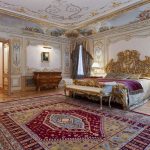 غرفة نوم أنيقة ضخمة