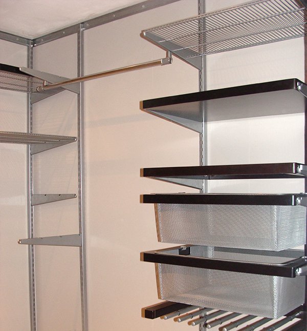 رفوف معدنية