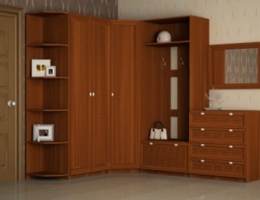 قاعة تكساس مع واجهات الجوز الإيطالية اللون