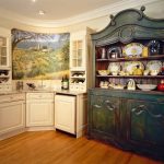 بوفيه المطبخ خمر