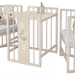 الجدول مع الكراسي