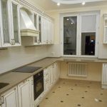 الجدول عتبة الصورة أعلى