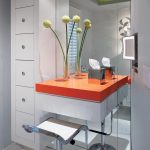 أفكار طاولة ماكياج