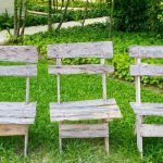 كراسي من المجالس القديمة